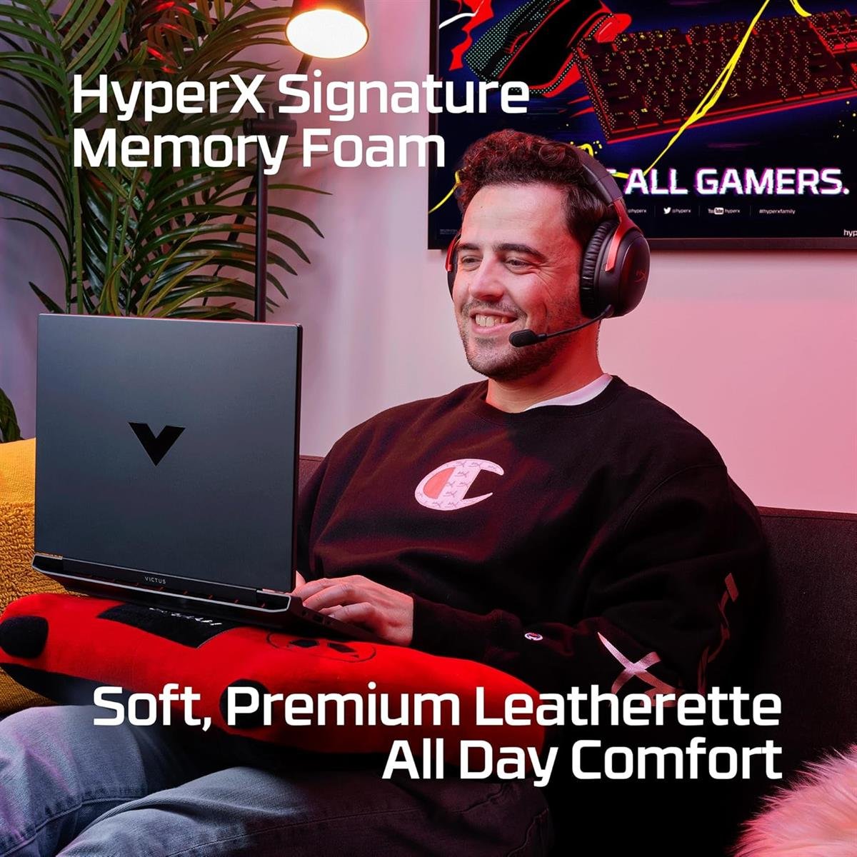 HyperX Cloud III Wireless Gaming Headset — 3